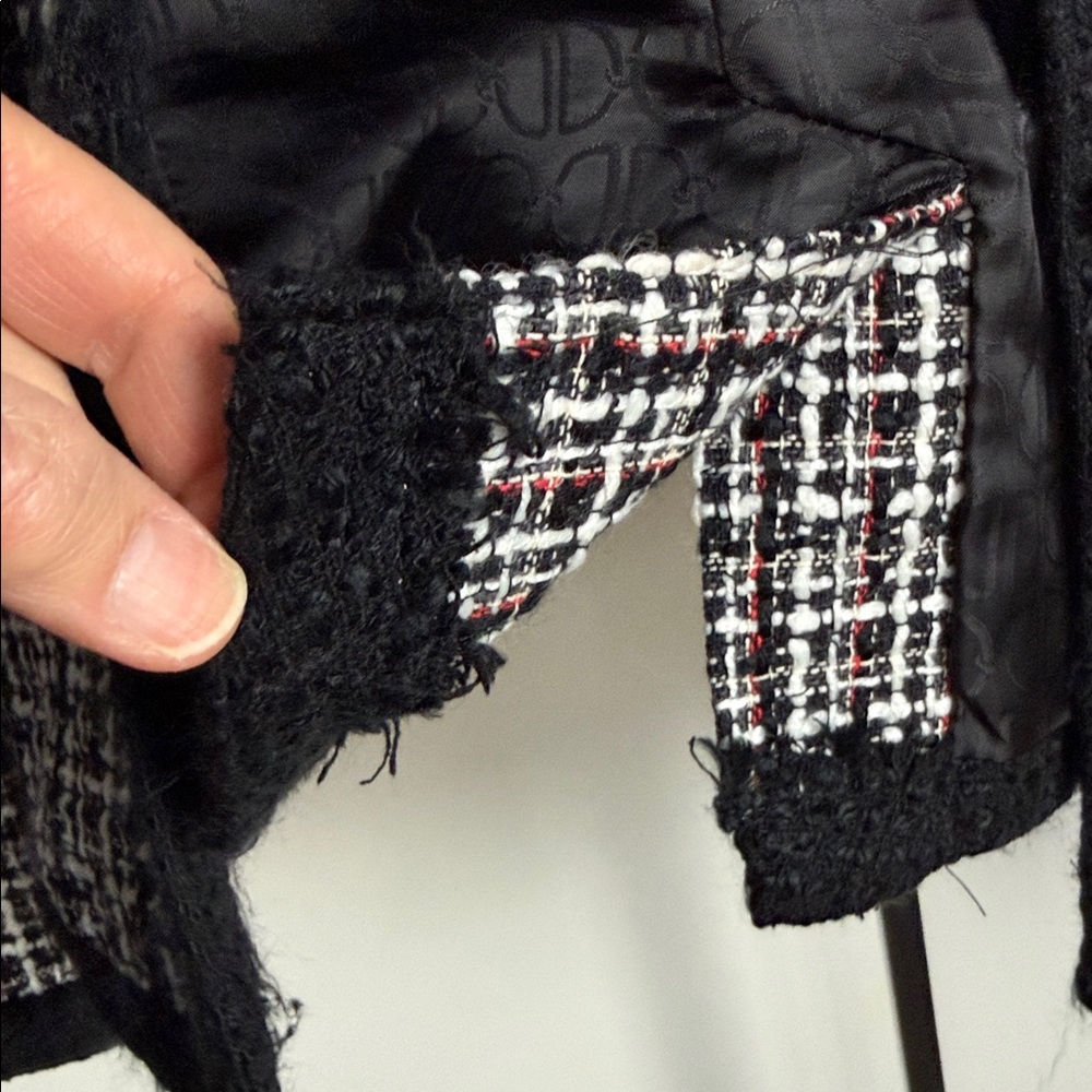 White House Black Market Black White Red Tweed Blazer / Jacket w/ Silver Buttons - Picture 10 of 17